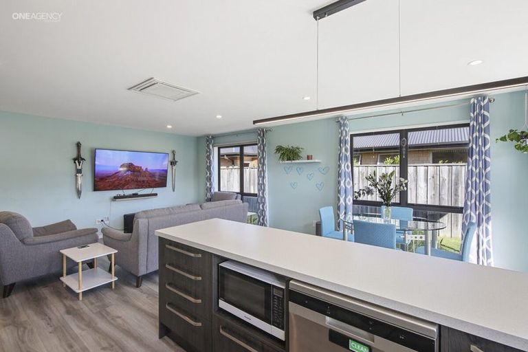 Photo of property in 10 Manuka Street, Pegasus, 7612