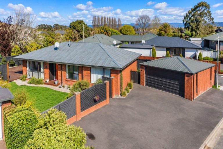 Photo of property in 2 Edwins Way, Burwood, Christchurch, 8083