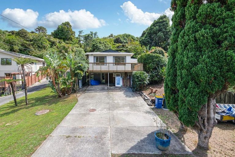 Photo of property in 32 Foster Avenue, Huia, Auckland, 0604