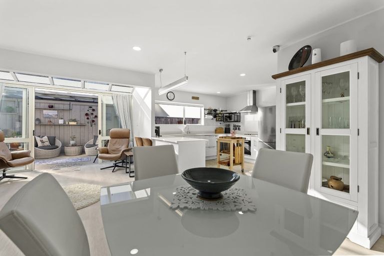 Photo of property in 3b Pine Road, Orewa, 0931