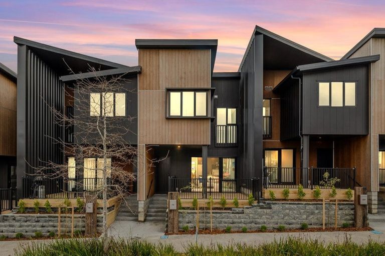 Photo of property in 118 Te Oneroa Way, Long Bay, Auckland, 0630