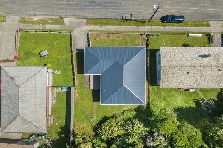 Photo of property in 38 Cardiff Crescent, Cannons Creek, Porirua, 5024