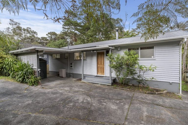 Photo of property in 3 Willowbrook Place, Titirangi, Auckland, 0604