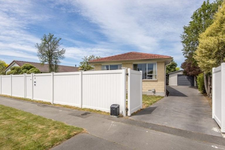 Photo of property in 4 Thorness Street, Avondale, Christchurch, 8061