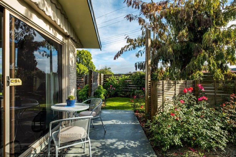 Photo of property in 2 Mason Street, Riverdale, Gisborne, 4010