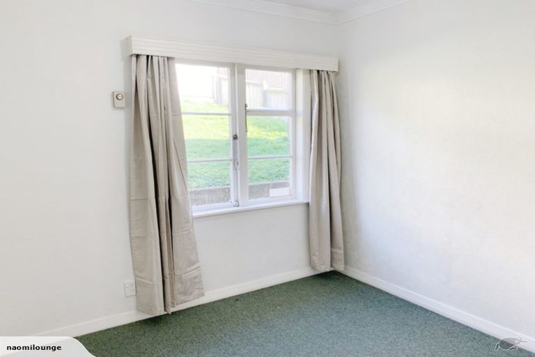 Photo of property in 32 Burgess Road, Johnsonville, Wellington, 6037