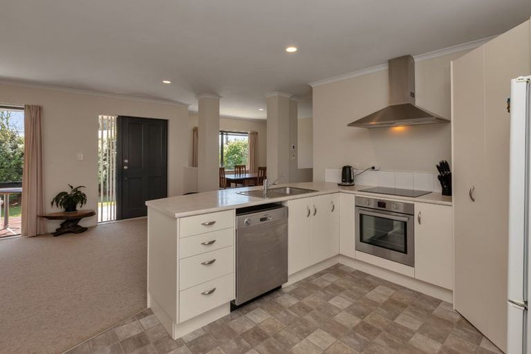 Photo of property in 24 Tamure Place, Ruakaka, 0116