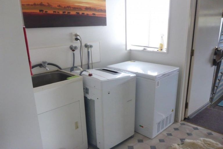 Photo of property in 12 Beach Road, Porangahau, 4293