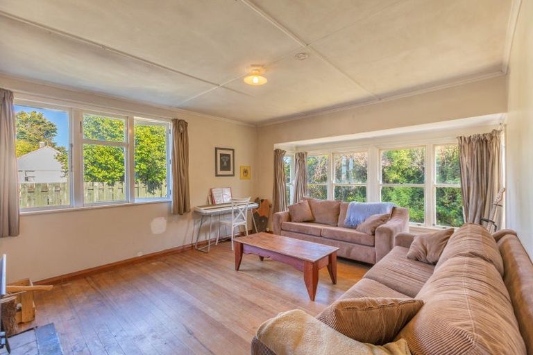 Photo of property in 1238 Cunningham Crescent, Mayfair, Hastings, 4122