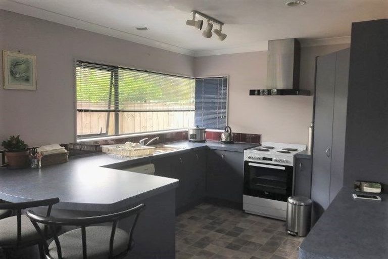 Photo of property in 32 Lisa Place, Brookfield, Tauranga, 3110