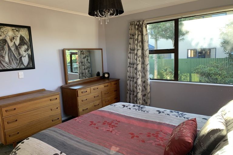 Photo of property in 3 Kaimata Street, Brooklands, New Plymouth, 4310