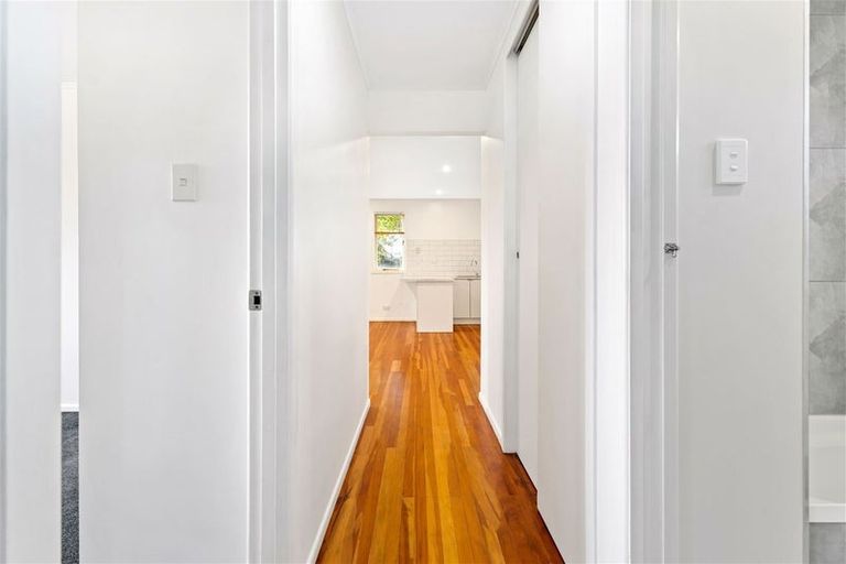 Photo of property in 22 Paton Avenue, Te Atatu South, Auckland, 0610