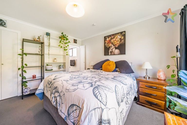 Photo of property in 13 Lees Grove, Wainuiomata, Lower Hutt, 5014