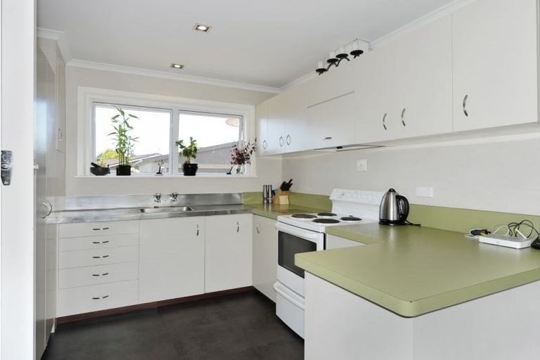 Photo of property in 28 Marlowe Street, Stoke, Nelson, 7011