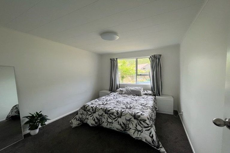 Photo of property in 1/21 Denver Grove, Totara Park, Upper Hutt, 5018