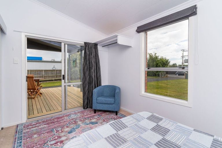 Photo of property in 6 North Foreland Street, Waihola, Milton, 9073