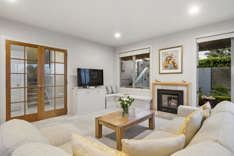 Photo of property in 8 Brown Street, Hauraki, Auckland, 0622