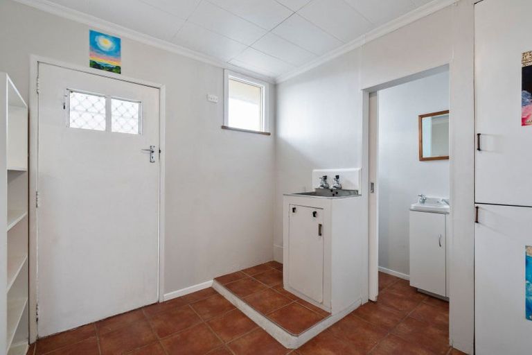 Photo of property in 24a Park Street, Foxton, 4814