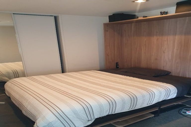 Photo of property in Shoal Haven Apartments, 307a/130 Anzac Street, Takapuna, Auckland, 0622