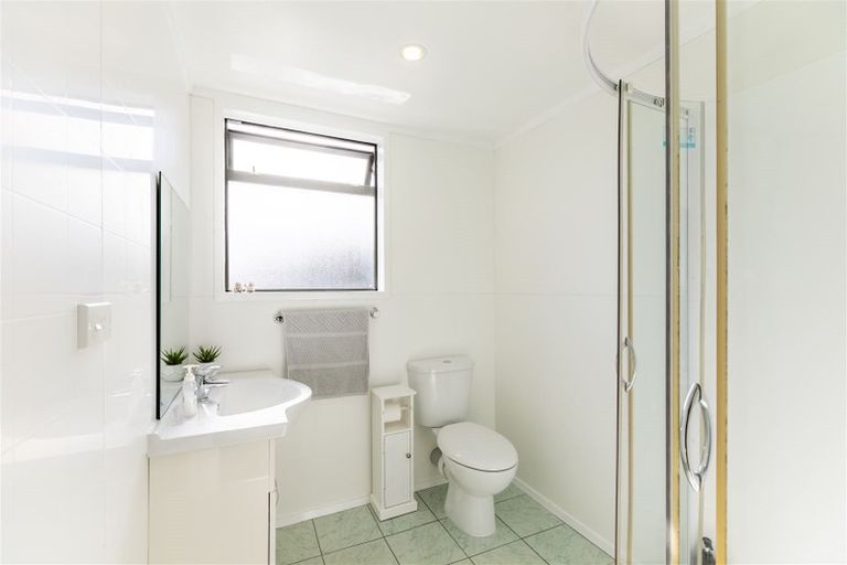 Photo of property in 13 Anderson Road, Taradale, Napier, 4112