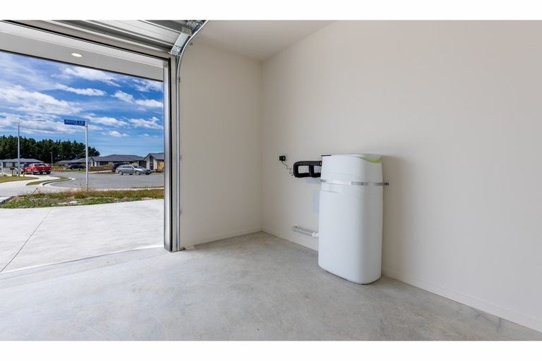 Photo of property in 1 Boyce Lane, Amberley, 7410