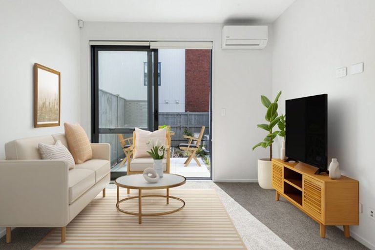 Photo of property in 53 Ngakoro Road, Karaka, Papakura, 2113