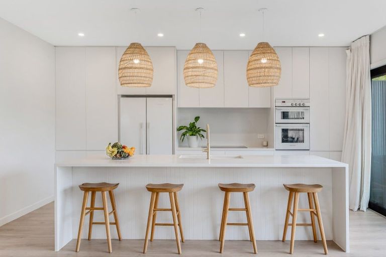 Photo of property in 25a Marvon Downs Avenue, Pakuranga Heights, Auckland, 2010