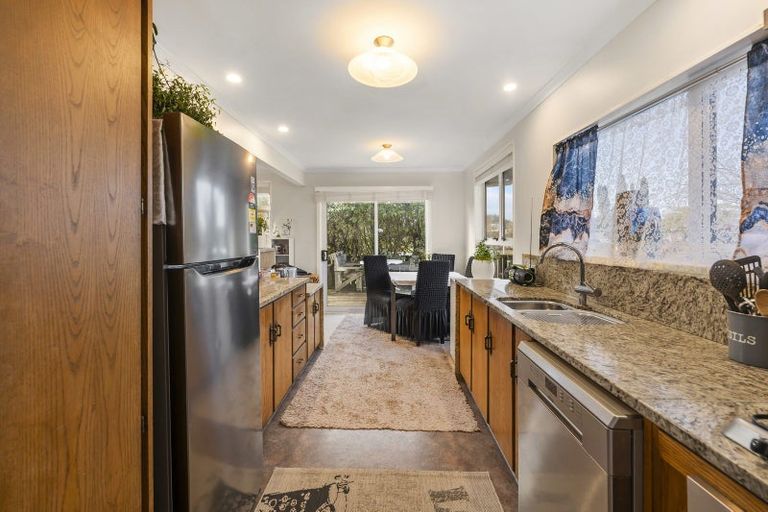 Photo of property in 27 Te Rangitautahanga Road, Turangi, 3334