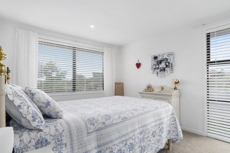 Photo of property in 3 Vantage Place, Omokoroa, 3114