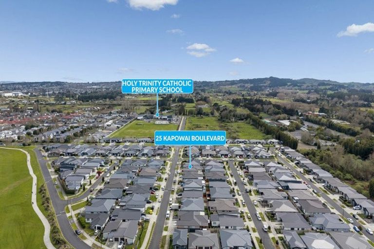 Photo of property in 25 Kapowai Boulevard, Takanini, 2112