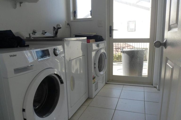 Photo of property in 40 Waverton Terrace, Churton Park, Wellington, 6037