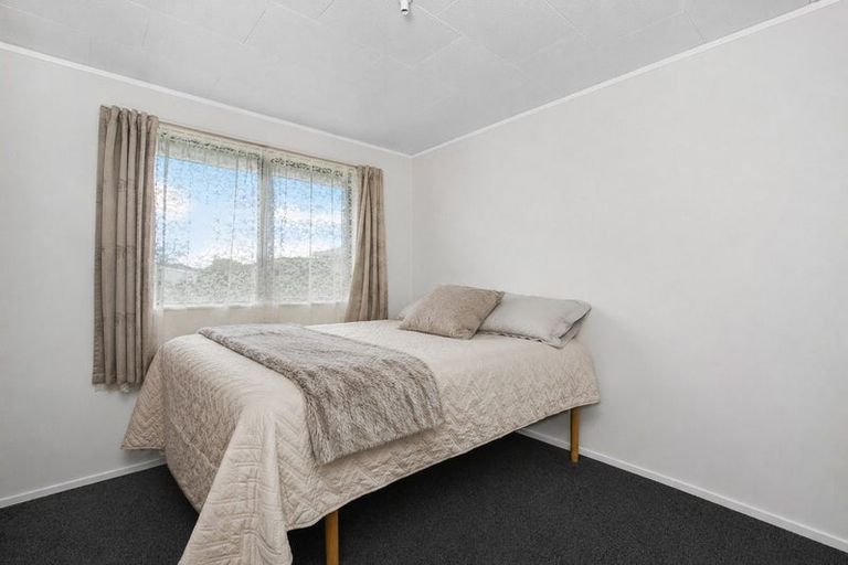 Photo of property in 2/63 Palmers Road, Clendon Park, Auckland, 2103