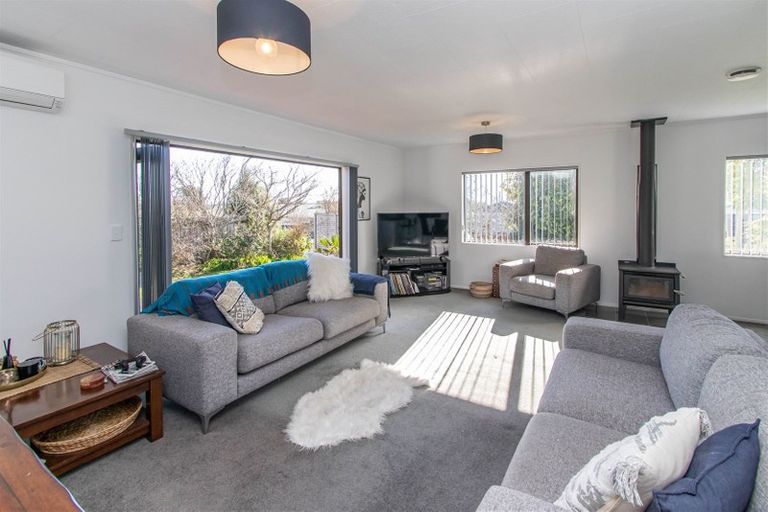 Photo of property in 22 Tawari Street, Inglewood, 4330