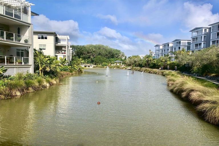 Photo of property in 75 Panorama Heights, Orewa, 0931