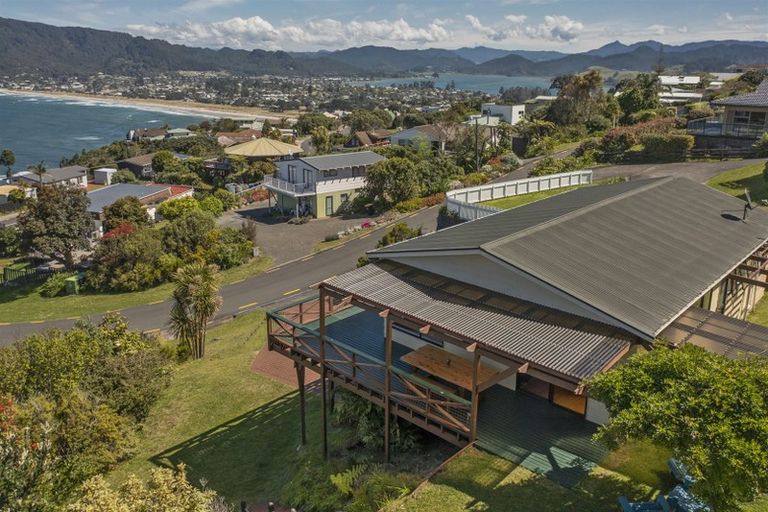 Photo of property in 259 Paku Drive, Tairua, 3508