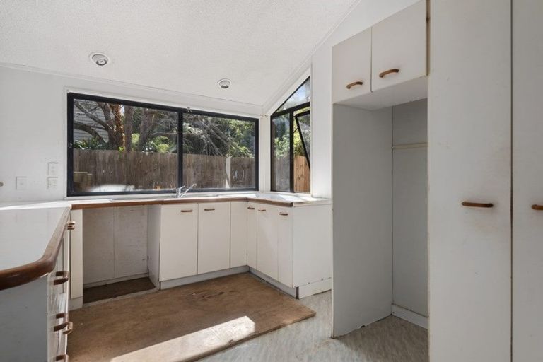 Photo of property in 74 Carlisle Road, Browns Bay, Auckland, 0632