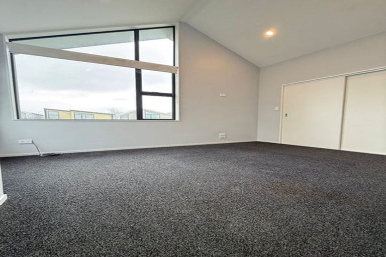 Photo of property in 3 Courage Road, Papakura, 2110