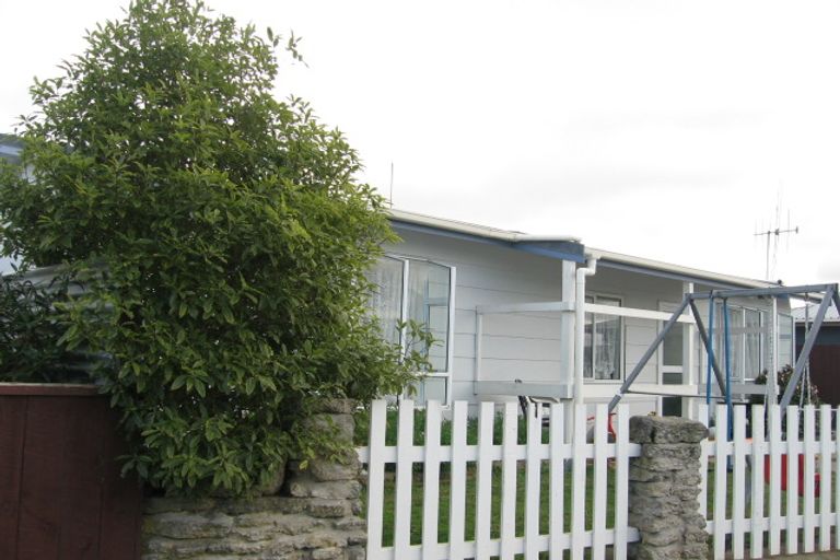 Photo of property in 3 Coromandel Court, Roslyn, Palmerston North, 4414