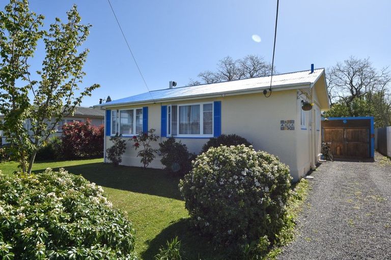 Photo of property in 13 Moreton Road, Carterton, 5713