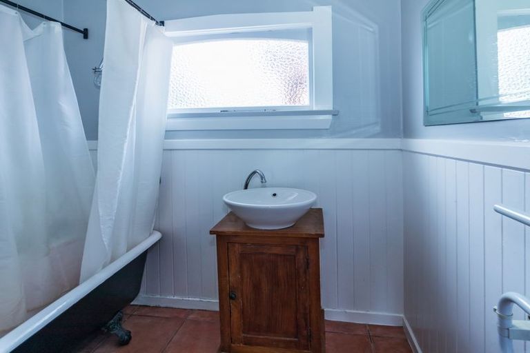 Photo of property in 35 Newman Street, Waimataitai, Timaru, 7910