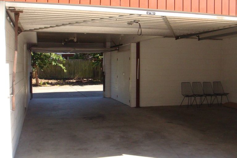 Photo of property in 12 Moorpark Place, Ilam, Christchurch, 8041