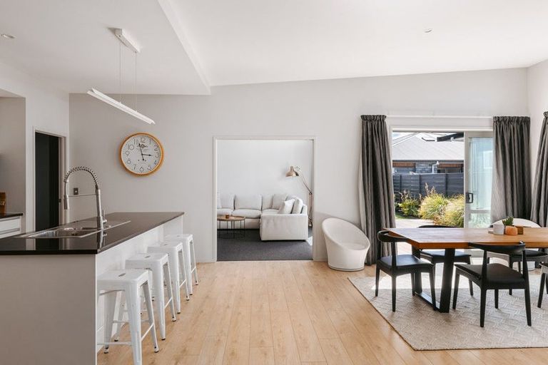 Photo of property in 19 Selliera Place, Papamoa Beach, Papamoa, 3118