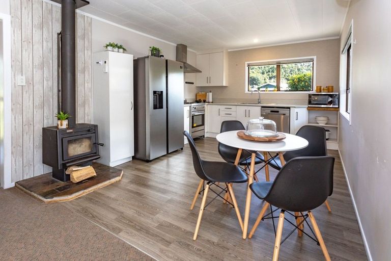 Photo of property in 8 Diamond Drive, Tairua, 3508