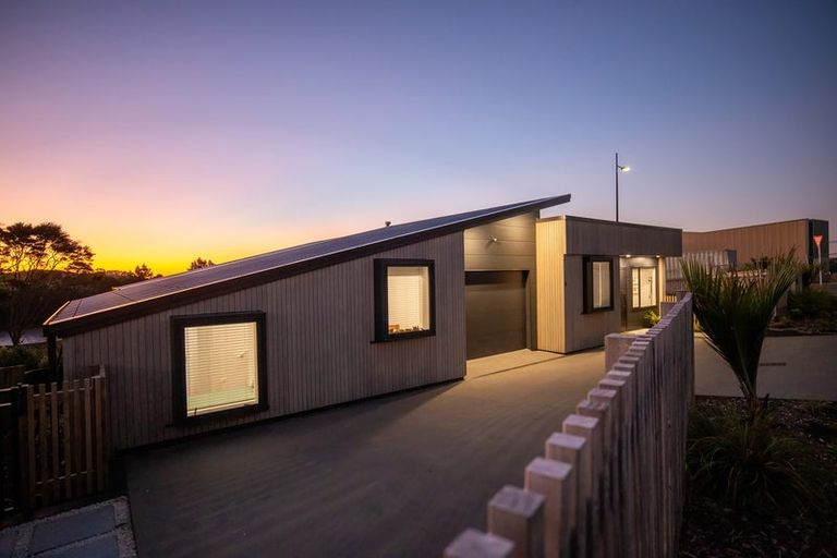 Photo of property in 4 Omahina Street, Raglan, 3225