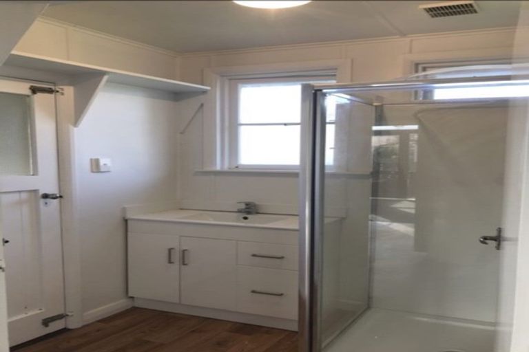 Photo of property in 60 Godley Street, Waiwhetu, Lower Hutt, 5010