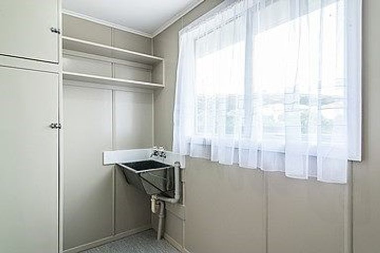 Photo of property in 6 Swansea Street, Cannons Creek, Porirua, 5024