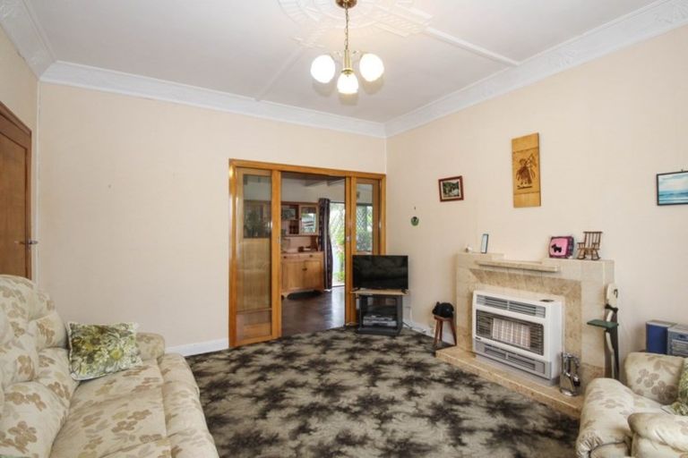 Photo of property in 403 Massey Street, Akina, Hastings, 4122
