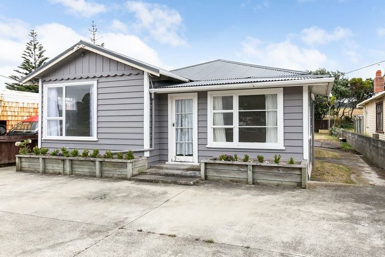 Photo of property in 21 Miro Street, Miramar, Wellington, 6022