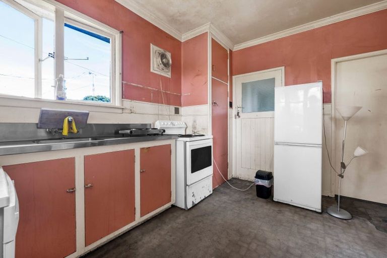 Photo of property in 9 Havelock Place, Blagdon, New Plymouth, 4310