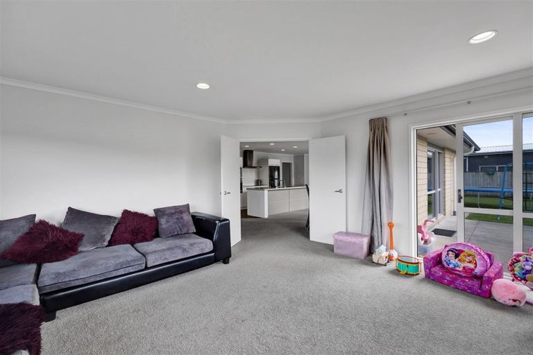Photo of property in 11 Rawiri Drive, Bell Block, New Plymouth, 4312